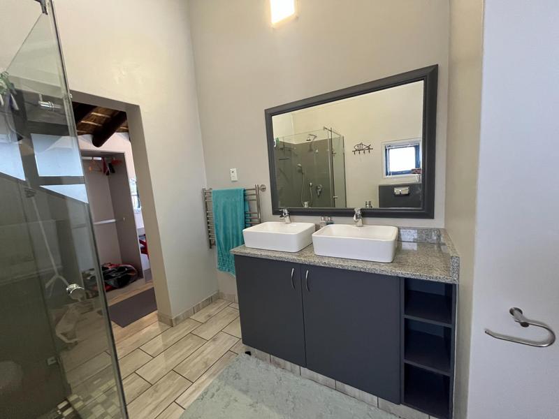 3 Bedroom Property for Sale in Dwarskersbos Western Cape